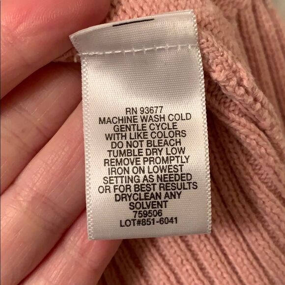 Pink sweater diamond pattern - Picture 4 of 4